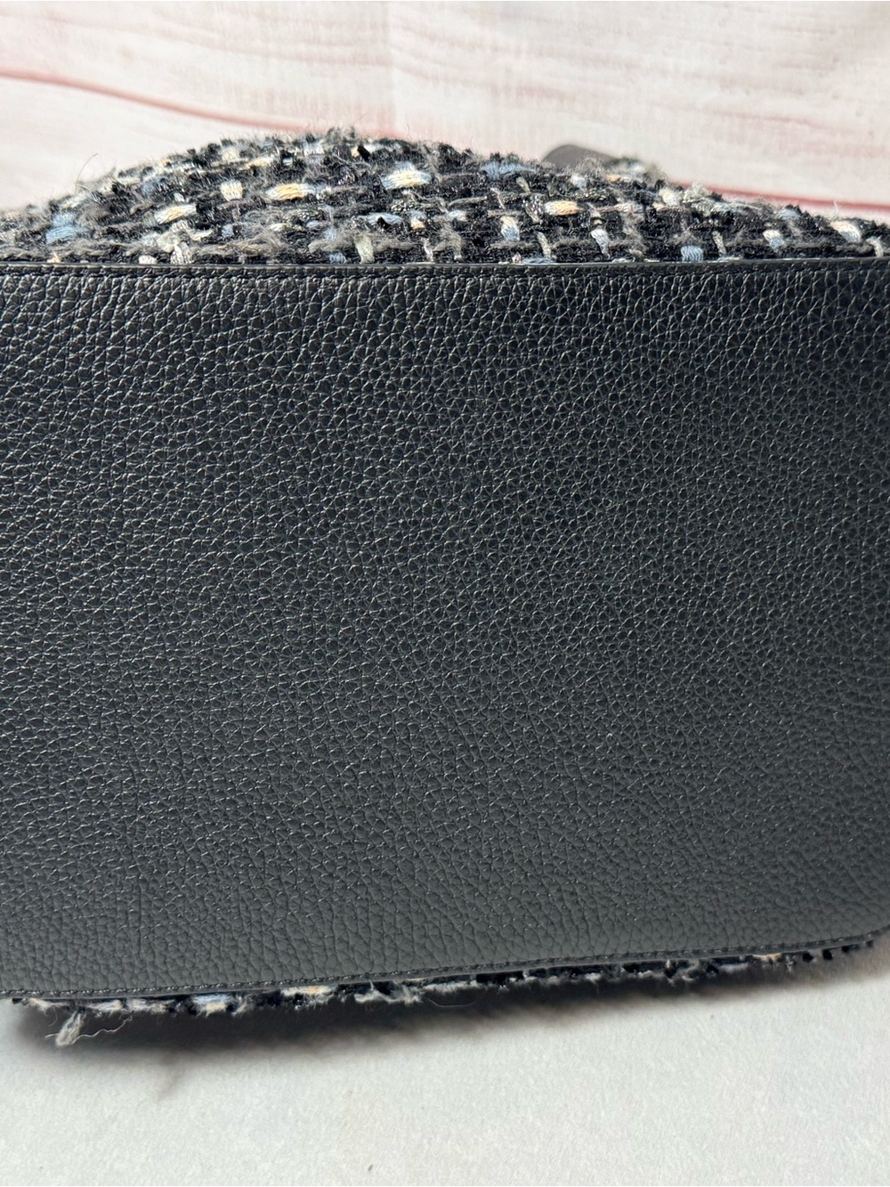 Kate Spade New York Marti Tweed Bucket Shoulder Bag Designer Classic - Picture 5 of 16